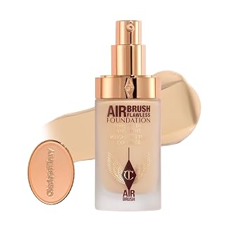 Charlotte Tilbury - Base Líquida Airbrush Flawless de Acabado Mate - Maquillaje Líquido de Cobertura Total con Acabado Natural-Mate - Suaviza y Difumina los Poros - Resistente al Agua y a la