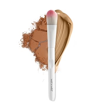 wet n wild Brocha para Base de Maquillaje, Cerdas de Fibra Sintética Densamente Compactadas para Líquido, Crema y Polvo, Mango Ergonómico para Control Cómodo