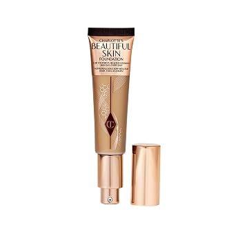 Charlotte Tilbury Base de Maquillaje Beautiful Skin de Cobertura Media Hidratante - Maquillaje Líquido Edificable para Brillo Instantáneo, Hidratación Voluminizadora y Beneficios Duraderos para el