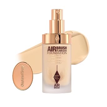 Charlotte Tilbury - Base Líquida Airbrush Flawless de Acabado Mate - Maquillaje Líquido de Cobertura Total con Acabado Natural-Mate - Suaviza y Difumina los Poros - Resistente al Agua y a la
