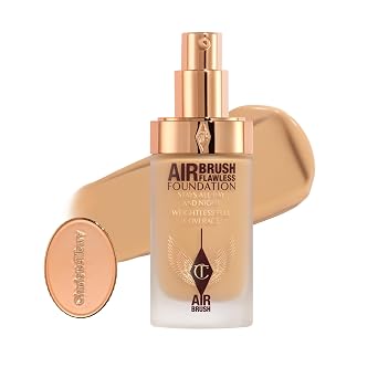 Charlotte Tilbury - Base Líquida Airbrush Flawless de Acabado Mate - Maquillaje Líquido de Cobertura Total con Acabado Natural-Mate - Suaviza y Difumina los Poros - Resistente al Agua y a la