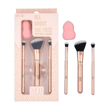 Juego de 4 brochas de maquillaje – Colección de brochas cosméticas para la cara | Cepillos faciales esenciales para una aplicación de maquillaje impecable