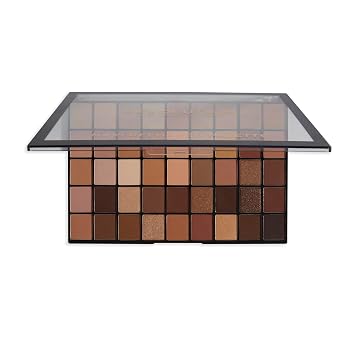 Revolution, Paleta de sombras de ojos Maxi Reloaded, incluye 45 tonos en acabados mate y brillantes, ricamente pigmentados, Ultimate Nudes, 45 x 0.04 onzas.