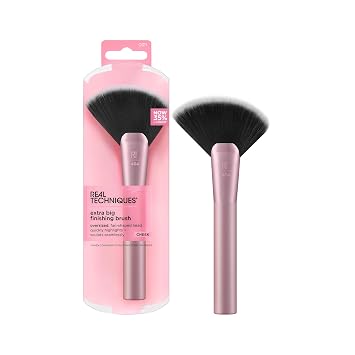 Real Techniques - Brocha XL extra grande de acabado, gran brocha de maquillaje para polvo bronceador, iluminador y contorno, cepillo abanico extra grande para aplicación rápida, sin crueldad, cerdas