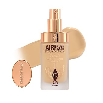 Charlotte Tilbury - Base Líquida Airbrush Flawless de Acabado Mate - Maquillaje Líquido de Cobertura Total con Acabado Natural-Mate - Suaviza y Difumina los Poros - Resistente al Agua y a la