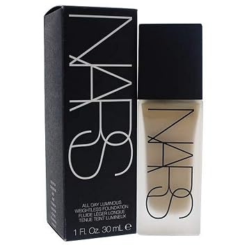Base Luminosa Ligera de Todo el Día - # 3 Gobi/Light de NARS para Mujeres - Base de 1 oz, no. 3 benares/oscuro (I0005670)