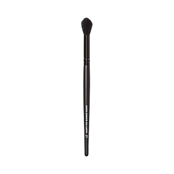 e.l.f. Brocha Difuminadora de Ojos Esponjosa, Difumina Fácilmente la Sombra de Ojos y Se Puede Usar para Fijar el Corrector con Polvo, Crea un Efecto de Enfoque Suave, Vegana y Libre de Crueldad