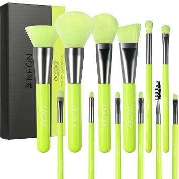Docolor Juego de 10 brochas de maquillaje, 10 piezas, polvo sintético de primera calidad, base Kabuki, contorno de rubor, corrector de sombra de ojos, delineador de mezcla de maquillaje, color verde