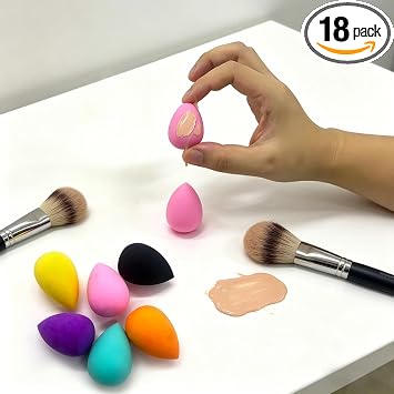 18Pcs Mini Beauty Sponges, Mixed Colors Soft Blending Sponge for Liquid