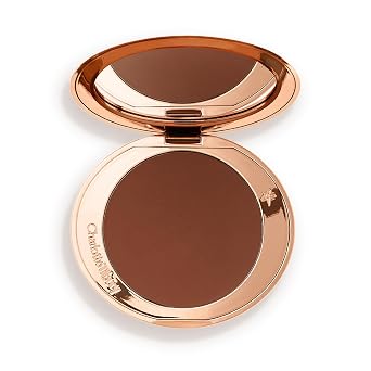 Charlotte Tilbury Airbrush Matte Bronzer - Bronceador en polvo mate suavizante y difuminador con un acabado de aerógrafo - Maquillaje rellenable infundido con mica sedosa y ácido hialurónico