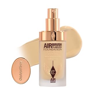 Charlotte Tilbury - Base Líquida Airbrush Flawless de Acabado Mate - Maquillaje Líquido de Cobertura Total con Acabado Natural-Mate - Suaviza y Difumina los Poros - Resistente al Agua y a la