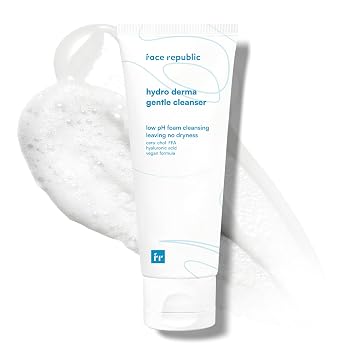 Face Republic Hydro Derma - Limpiador suave 3.4 fl oz, 3.38 onzas líquidas, espuma extra suave, ceramida, ácidos hialurónicos, pantenol, para pieles sensibles, cuidado de la piel coreano vegano